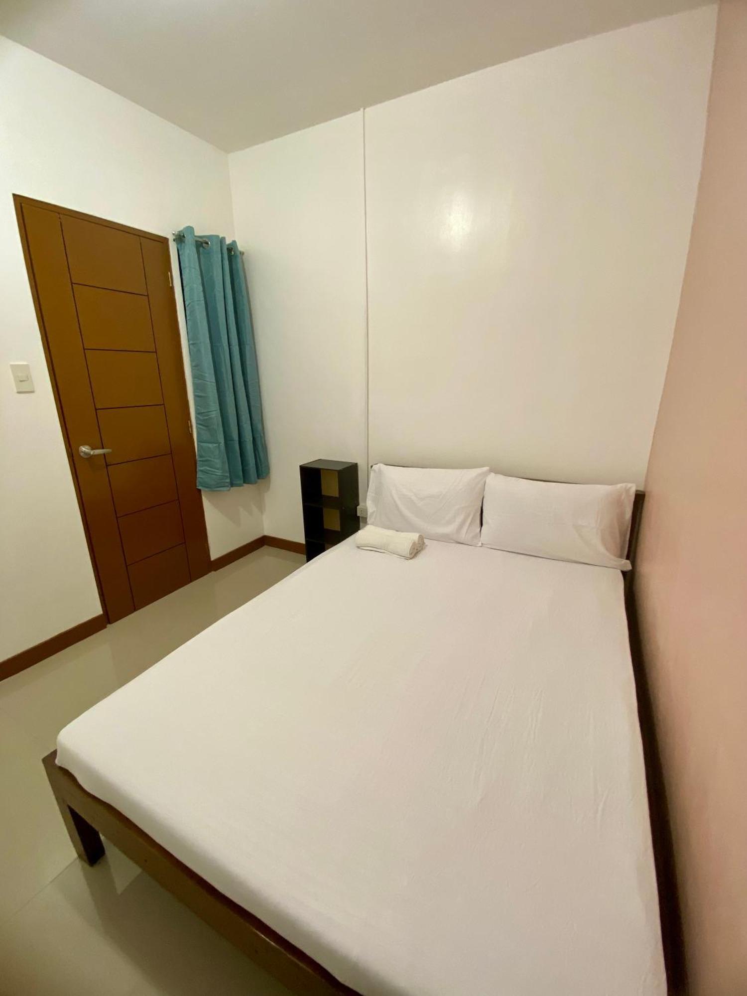 Mybed Dormitory Cebu Stadt Exterior foto
